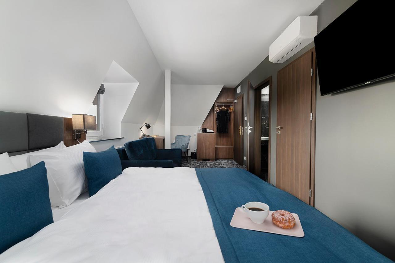 Hotel Korona Spa & Wellness Zemborzyce Dolne Exterior foto